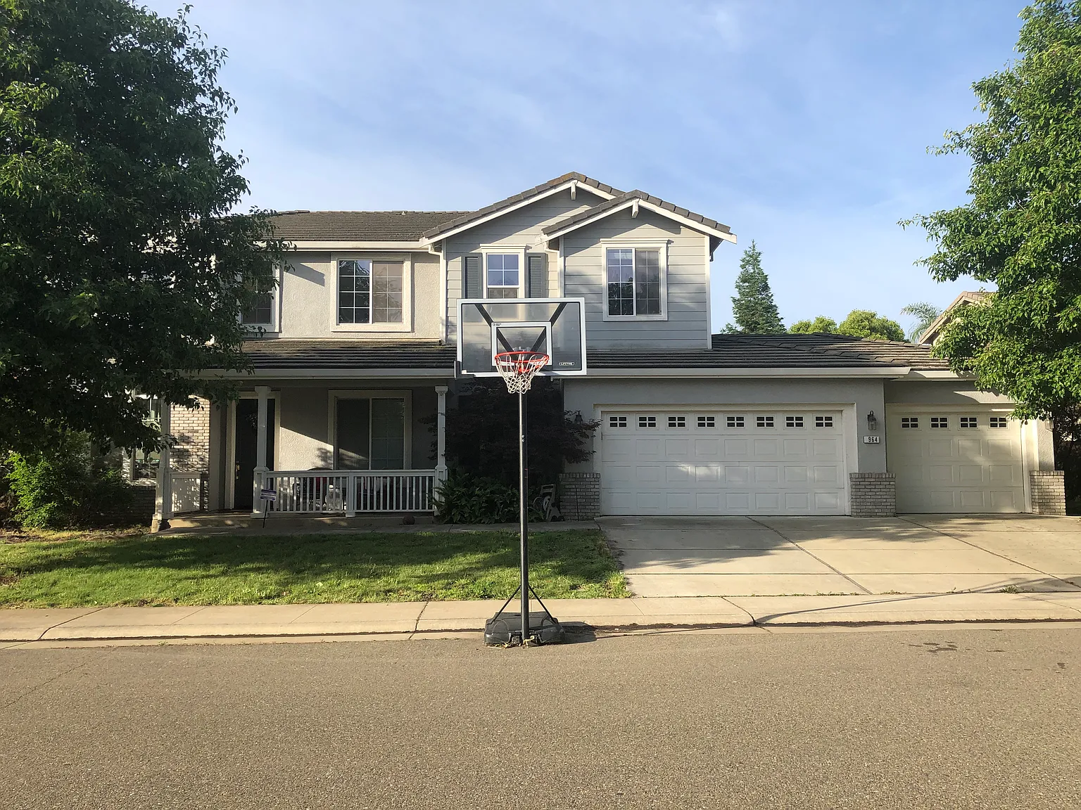 964 Trafalgar Cir photo 1