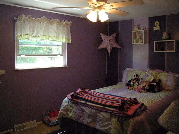 2nd image of 29295 Josephine Dr