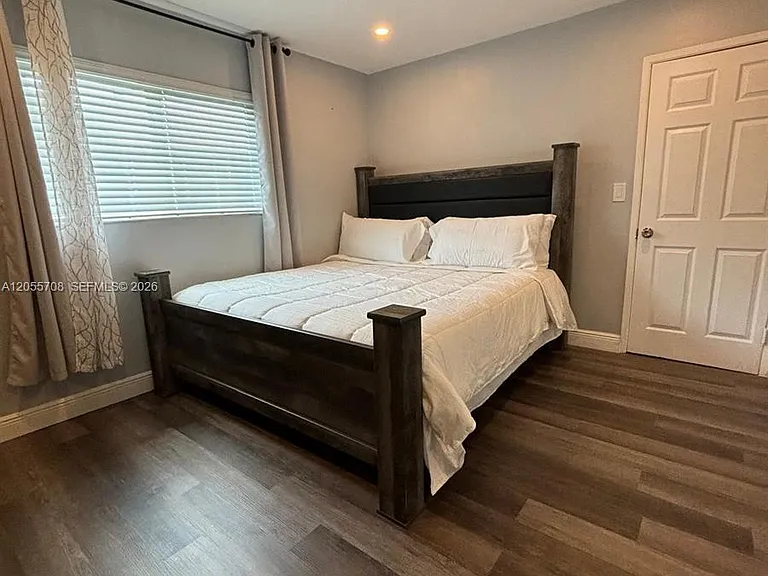 1509 N Andrews Ave #1 — Photo 24