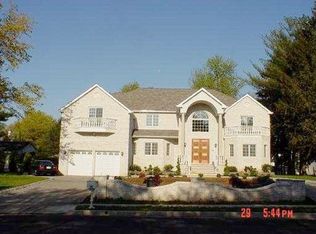 182 Tingley Ln, Edison, NJ 08820