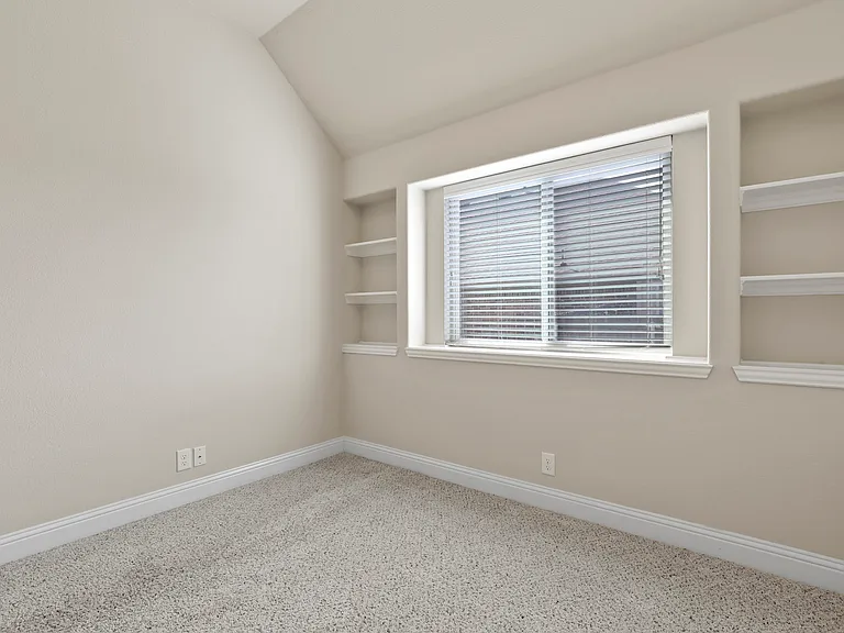 4914 Camp Verde Cir — Photo 10