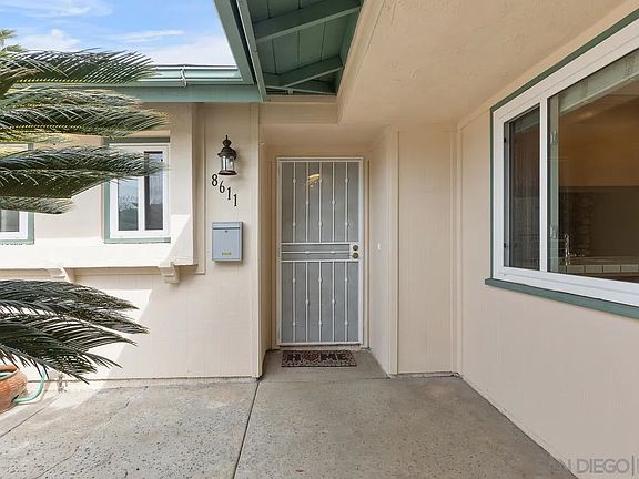 5th image of 8611 Avenida Marco