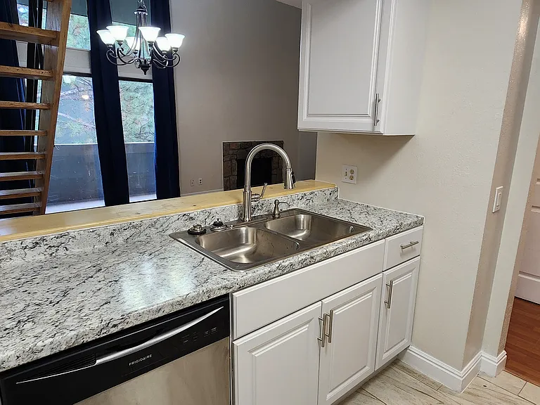 14140 E Temple Dr — Photo 6