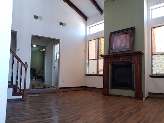 3rd image of 10454 Bain Pl