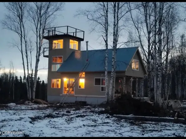 44694 S Hilary St, Talkeetna, AK 99676