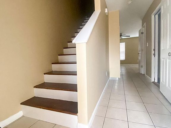 4th image of 107 Nancy Dr
