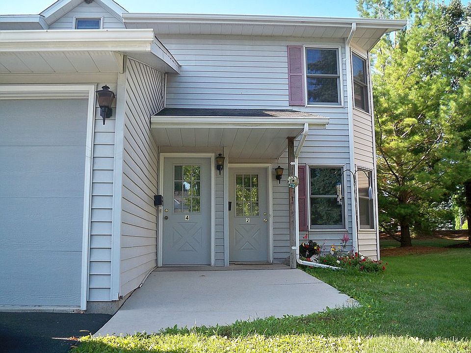 1st image of 728 Woodview Ave APT 2