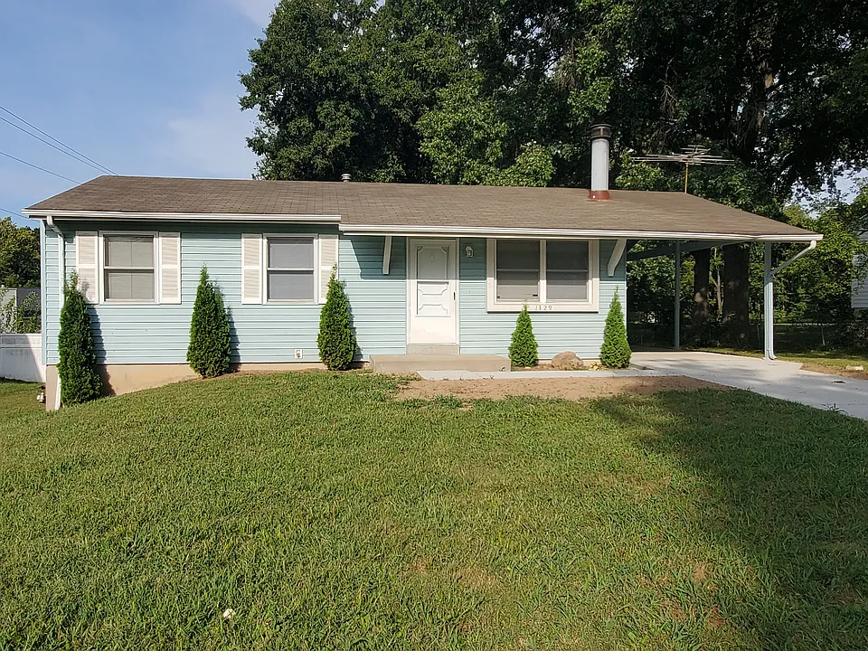 1329 Saint Gregory Ln