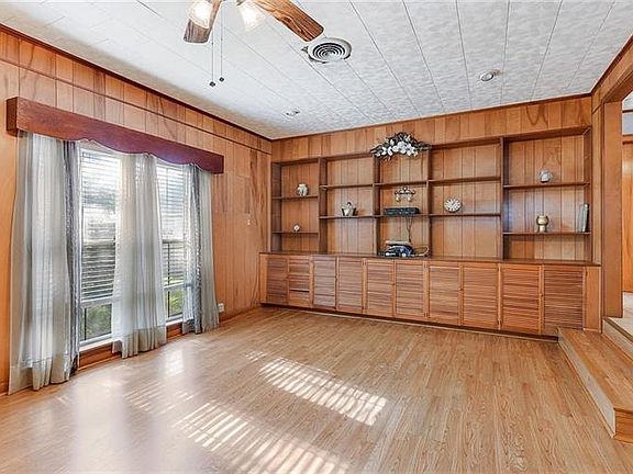 5th image of 57921 McDaniel St