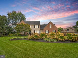 2757 Primrose Ln, York, PA 17402