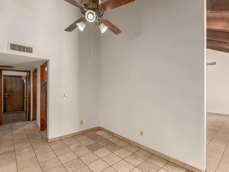 805 W Toledo St — Photo 15