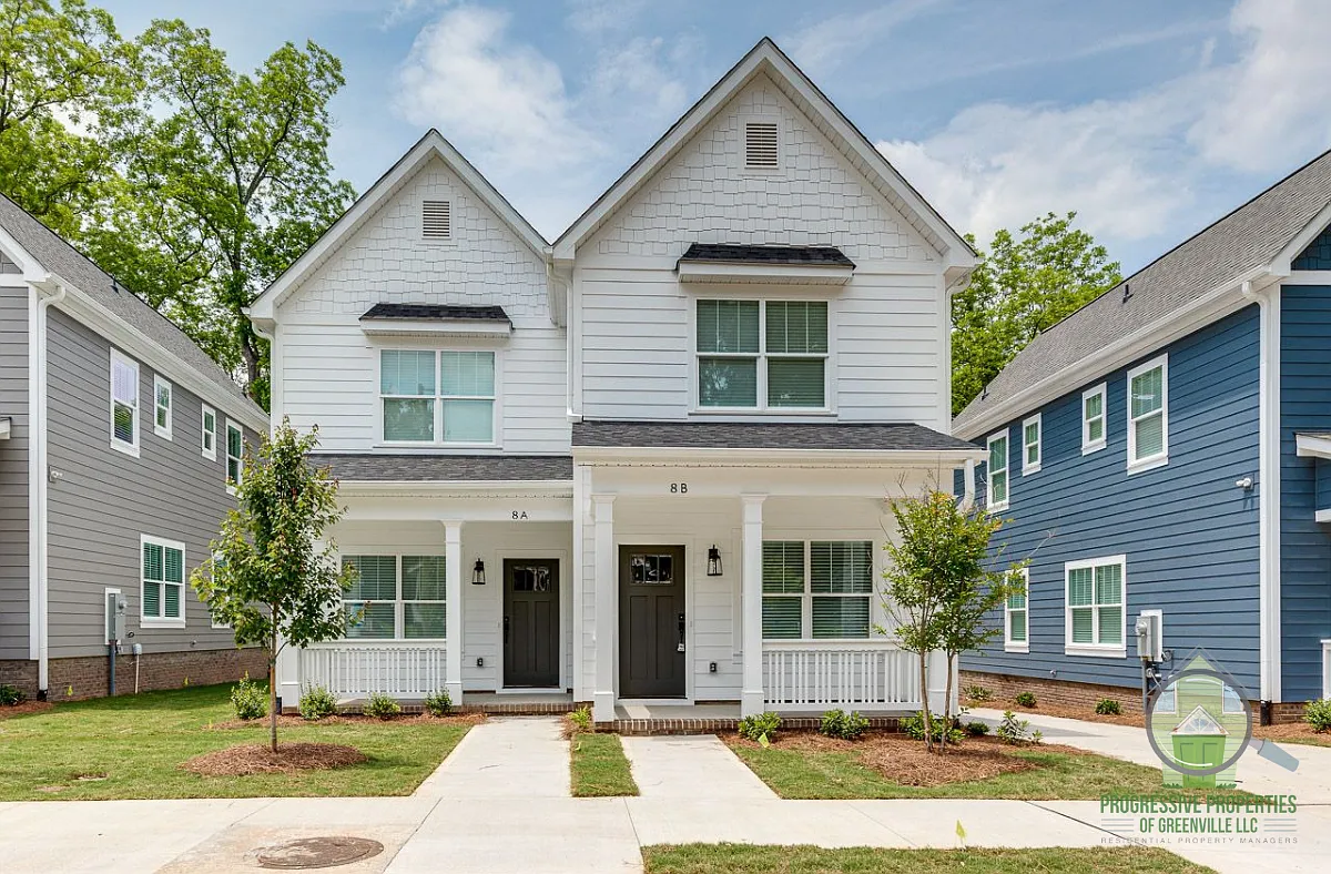 8 Howard Street Unit B - 1 — Photo 1