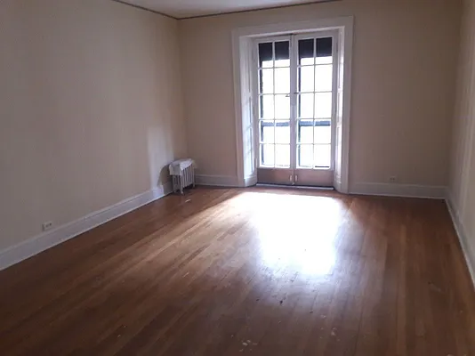 Rented by Chartwell Forest Hills Realty | media 2