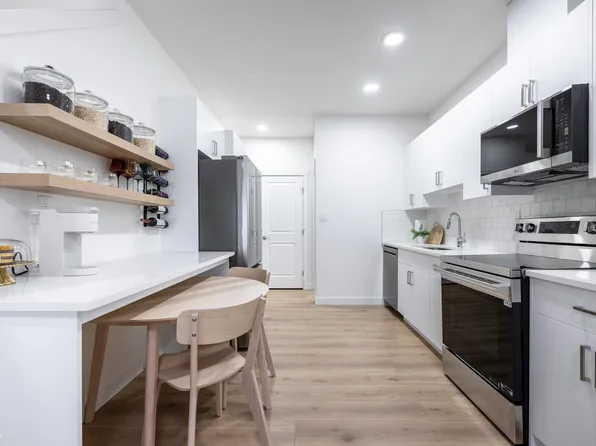 2735 Alces Way #34, Edmonton, AB T6X 3M7