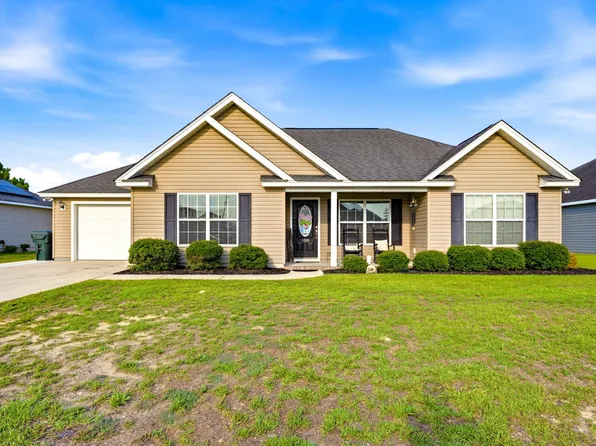 108 Blue Jacket Dr., Galivants Ferry, SC 29544