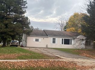 5966 N Hagadorn Rd, East Lansing, MI 48823