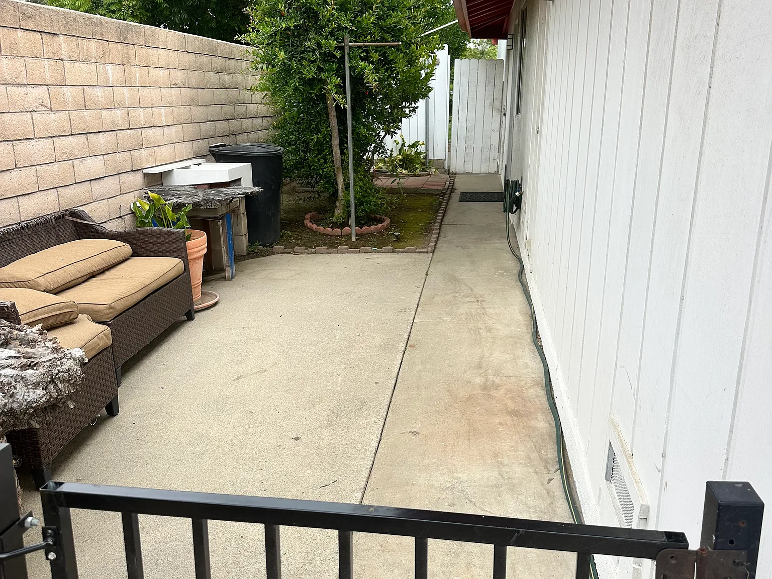 1 E Rancho Park — Photo 4