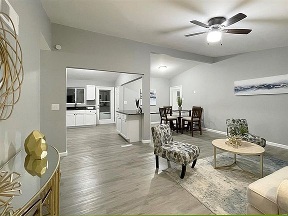2nd image of 2090 Thrush Dr