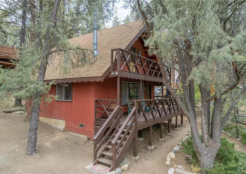 2309 Crestwood Ct