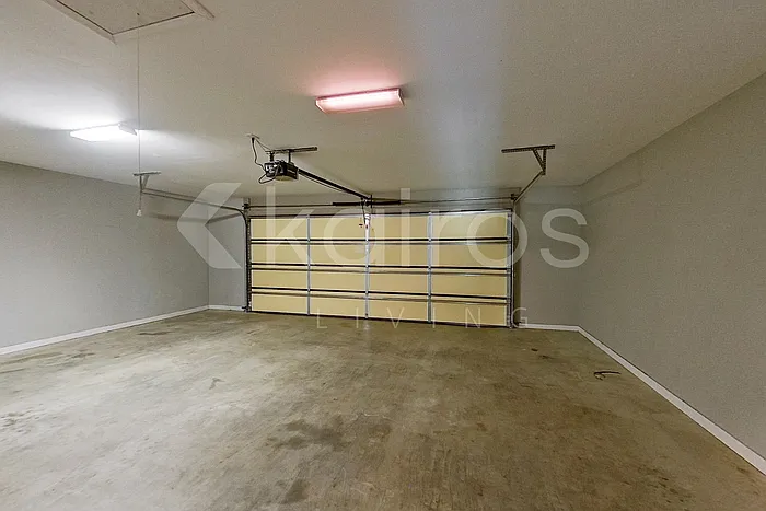 901 Division St — Photo 17