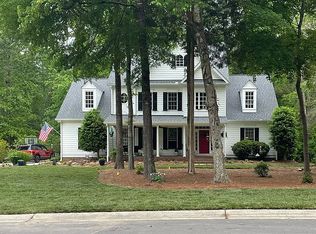 3 Fairwoods Dr, Durham, NC 27712