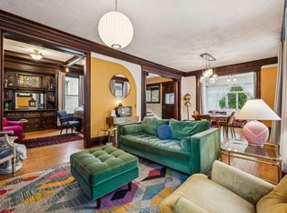 2742 Dupont Ave S, Minneapolis, MN 55408