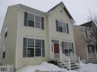 42765 Center St, Chantilly, VA 20152