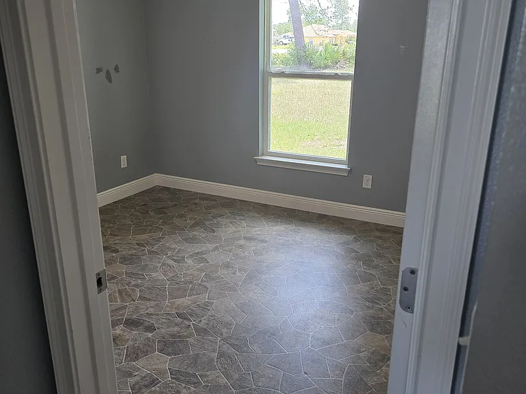 12762 SW 33rd Ave — Photo 4
