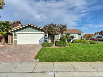 699 Nancy Dr, Ripon, CA, 95366