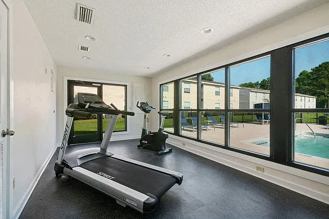 The Retreat at Hidden Bay Apartment Homes — Photo 9