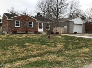 111 Teaberry Ct, Louisville, KY 40229