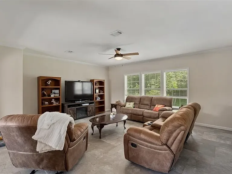 16054 SW 40th St — Photo 44