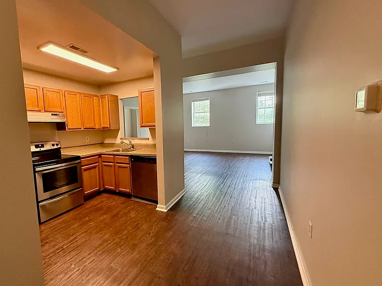 Vernon Homes — Photo 29