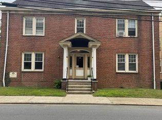 446 Wagaraw Rd APT 4, Fair Lawn, NJ 07410