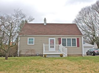 211 Willow Dr, Neptune, NJ 07753