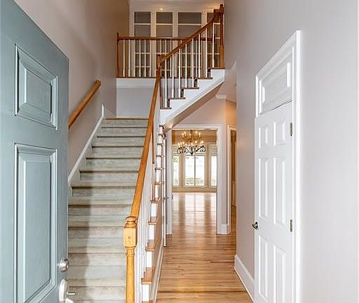 4th image of 6221 Spalding Dr #24