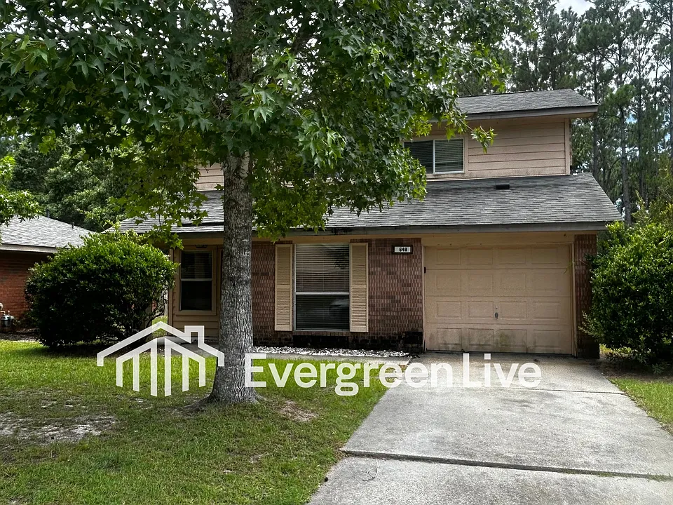 648 Carrier Dr