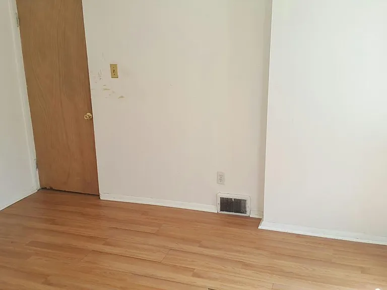 411 Noble St — Photo 34