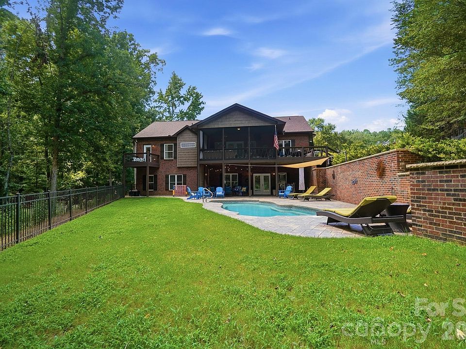 1st image of 2055 Tiger Paw Ln