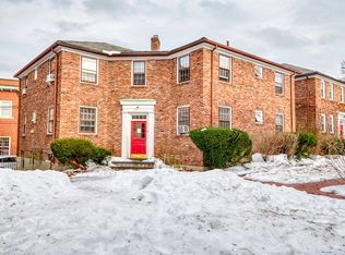 6 Garden Ct APT 2, Cambridge, MA 02138