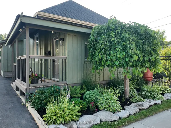 759 Hurley St, Peterborough, ON K9J 3B1