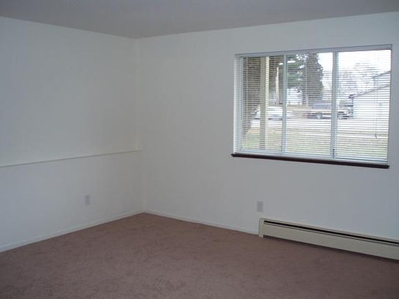 2nd image of 612 136th Ave APT 3