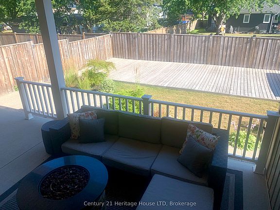 5th image of 3984 Village Creek Dr