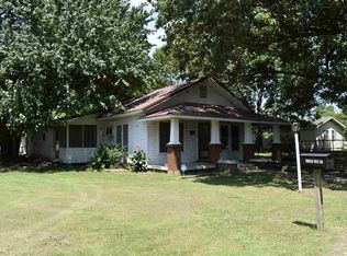 409 NE 3rd St, Hoxie, AR 72433