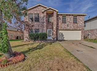 2923 Santa Sabina Dr, Grand Prairie, TX 75052