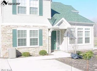 339 E Legends Dr #B, Cleveland, OH 44143