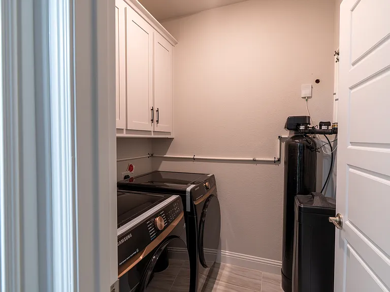 14421 McClint St — Photo 35