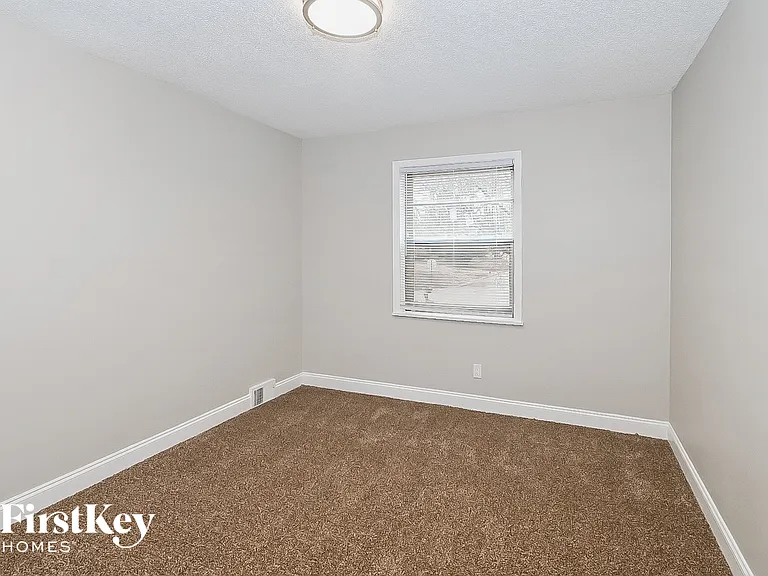 5442 Blackwell Rd — Photo 13