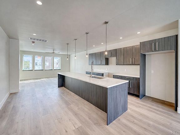 4th image of 510 Dreamers Cir