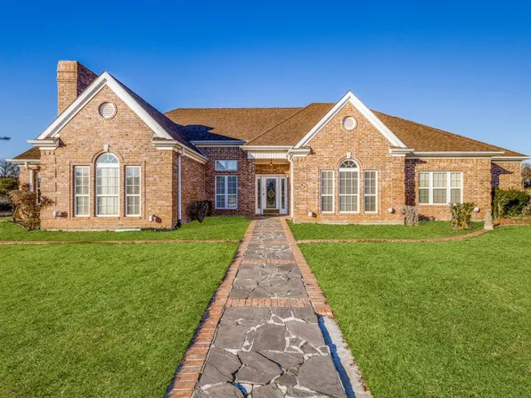 3000 Interstate Highway 30 W, Mount Pleasant, TX 75455